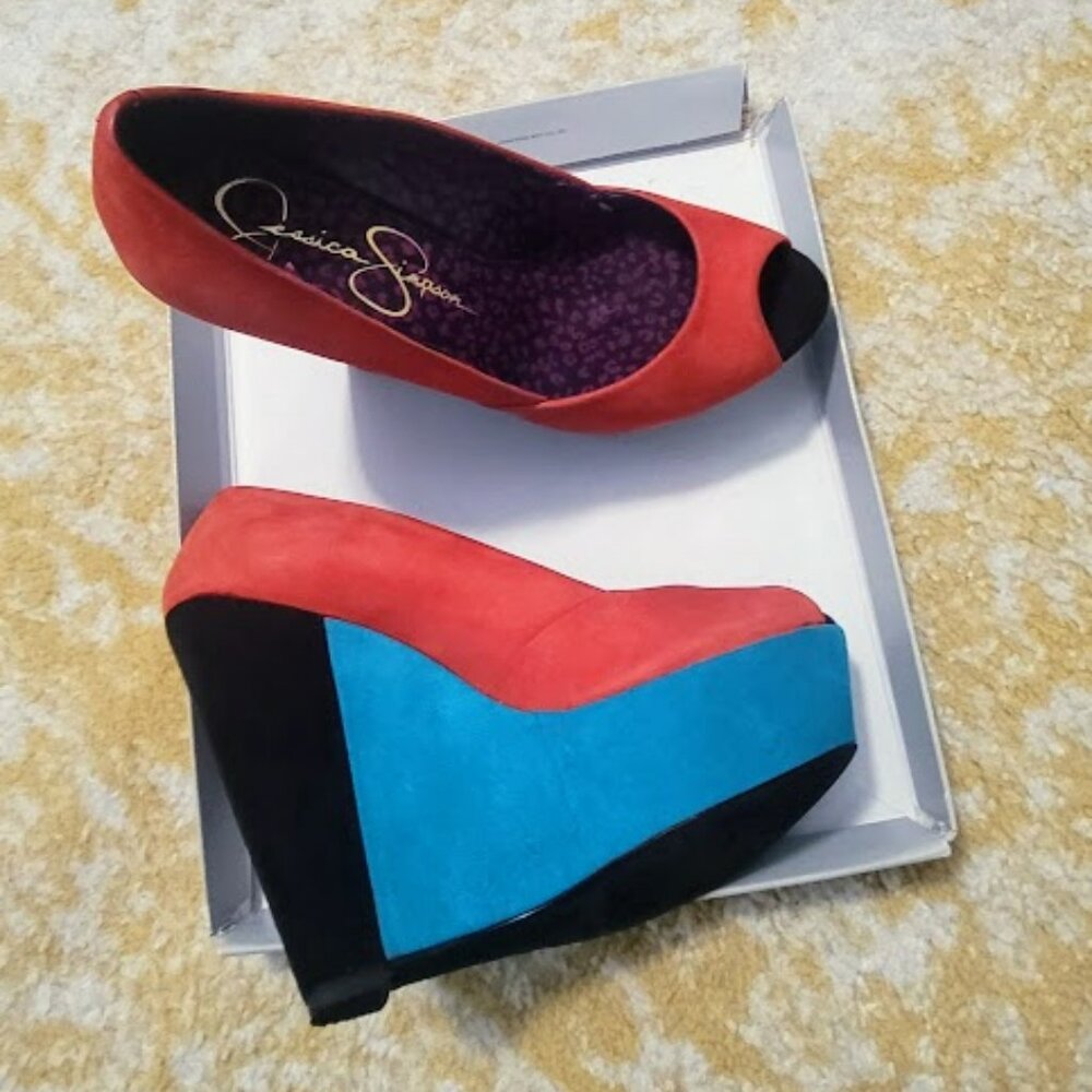 Jessica Simpson wedge